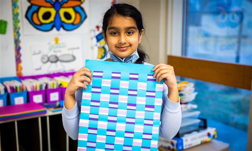 Students make kente cloths